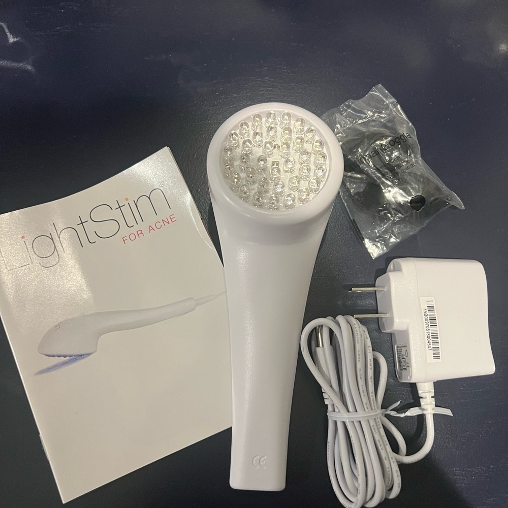 LED LightStim and GLO Revive Wrinkle Treatment Wand